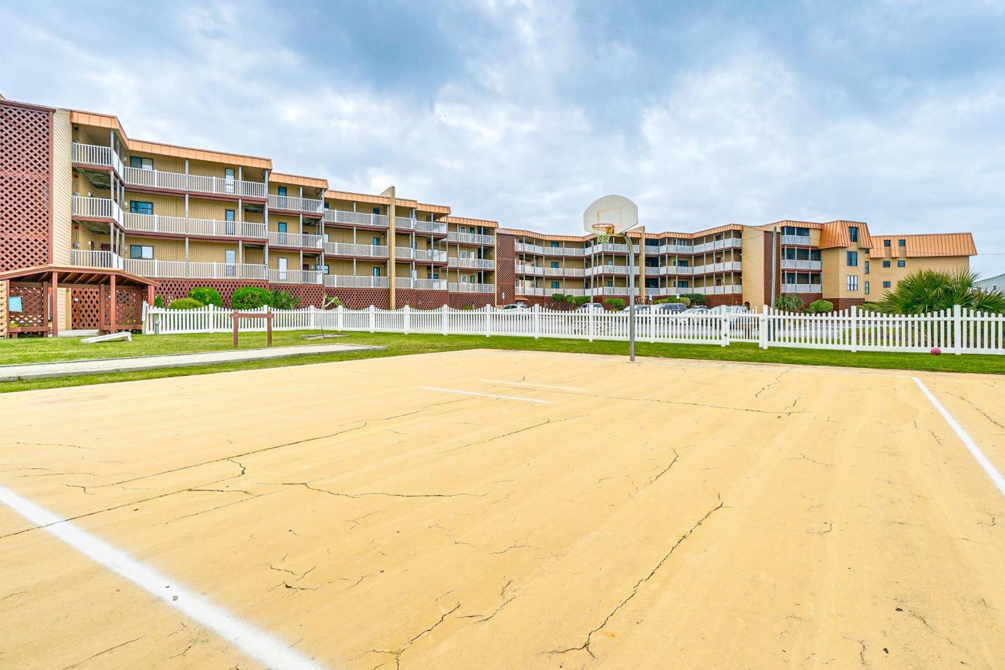 Steps To The Beach Oceanfront Condo With Lanai! North Topsail Beach Eksteriør bilde