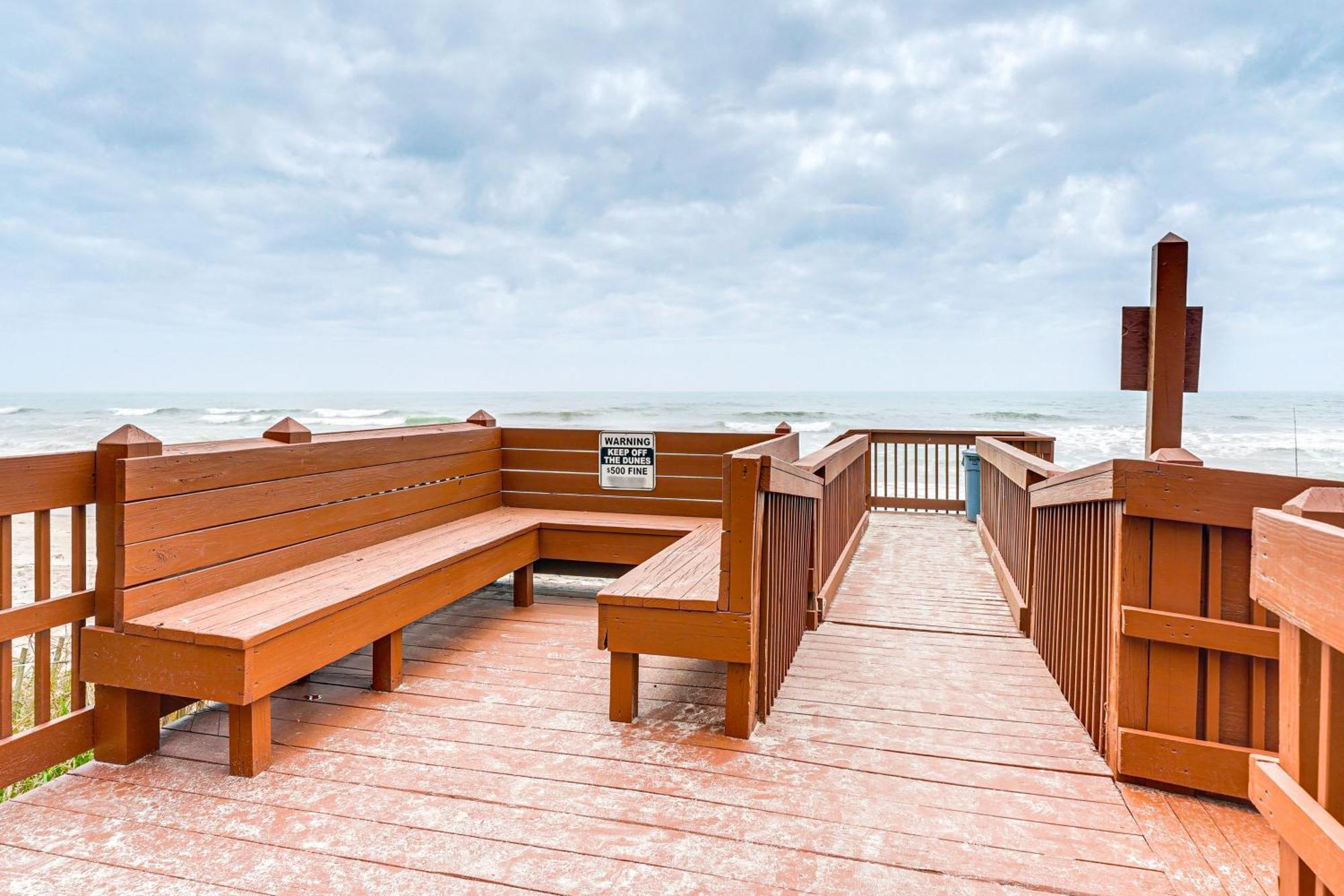 Steps To The Beach Oceanfront Condo With Lanai! North Topsail Beach Eksteriør bilde