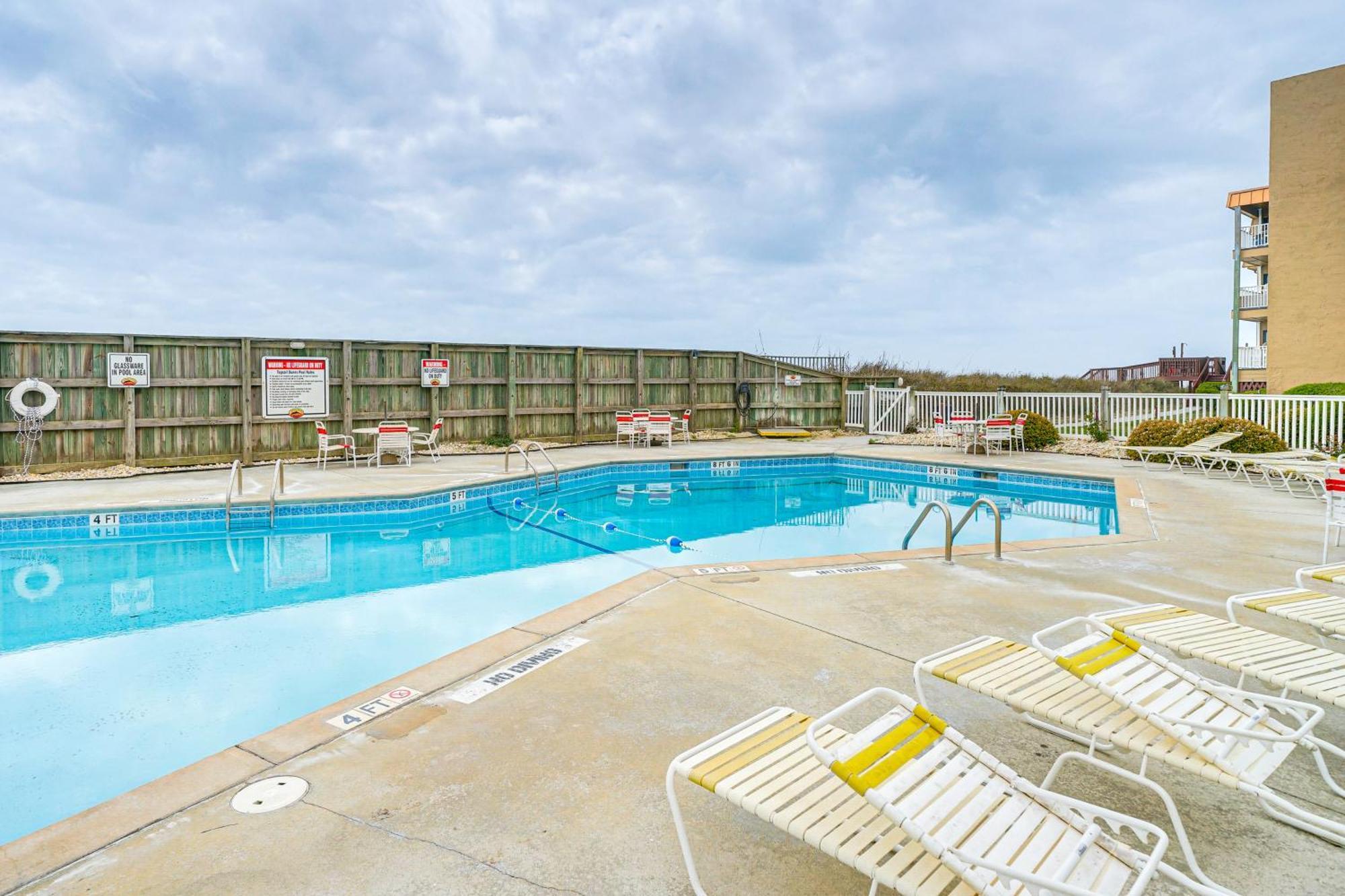 Steps To The Beach Oceanfront Condo With Lanai! North Topsail Beach Eksteriør bilde